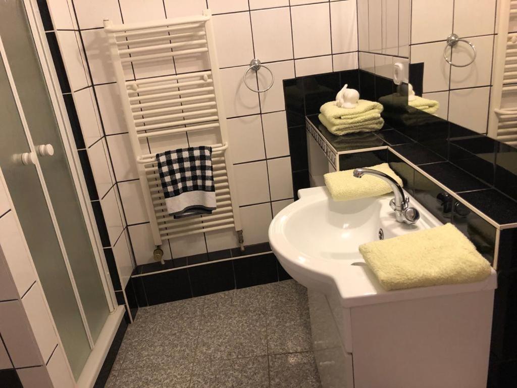 Fewo Blankenese Im Haus Luehegarten Grünendeich 外观 照片